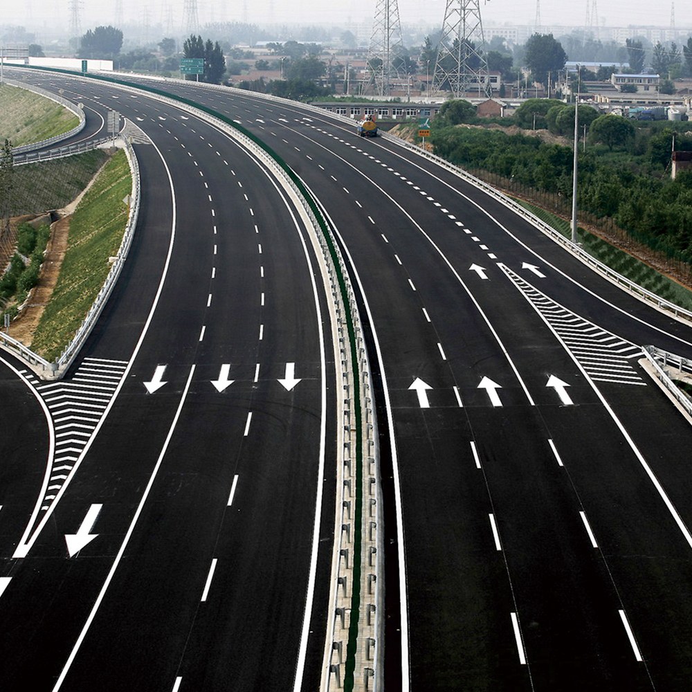 Using Automatic Road Marking Robots for Municipal Road Engineering